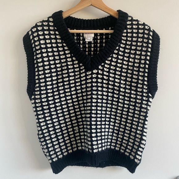 Find Me Now Anthropologie Sweater Vest Size XS - Picture 2 of 9